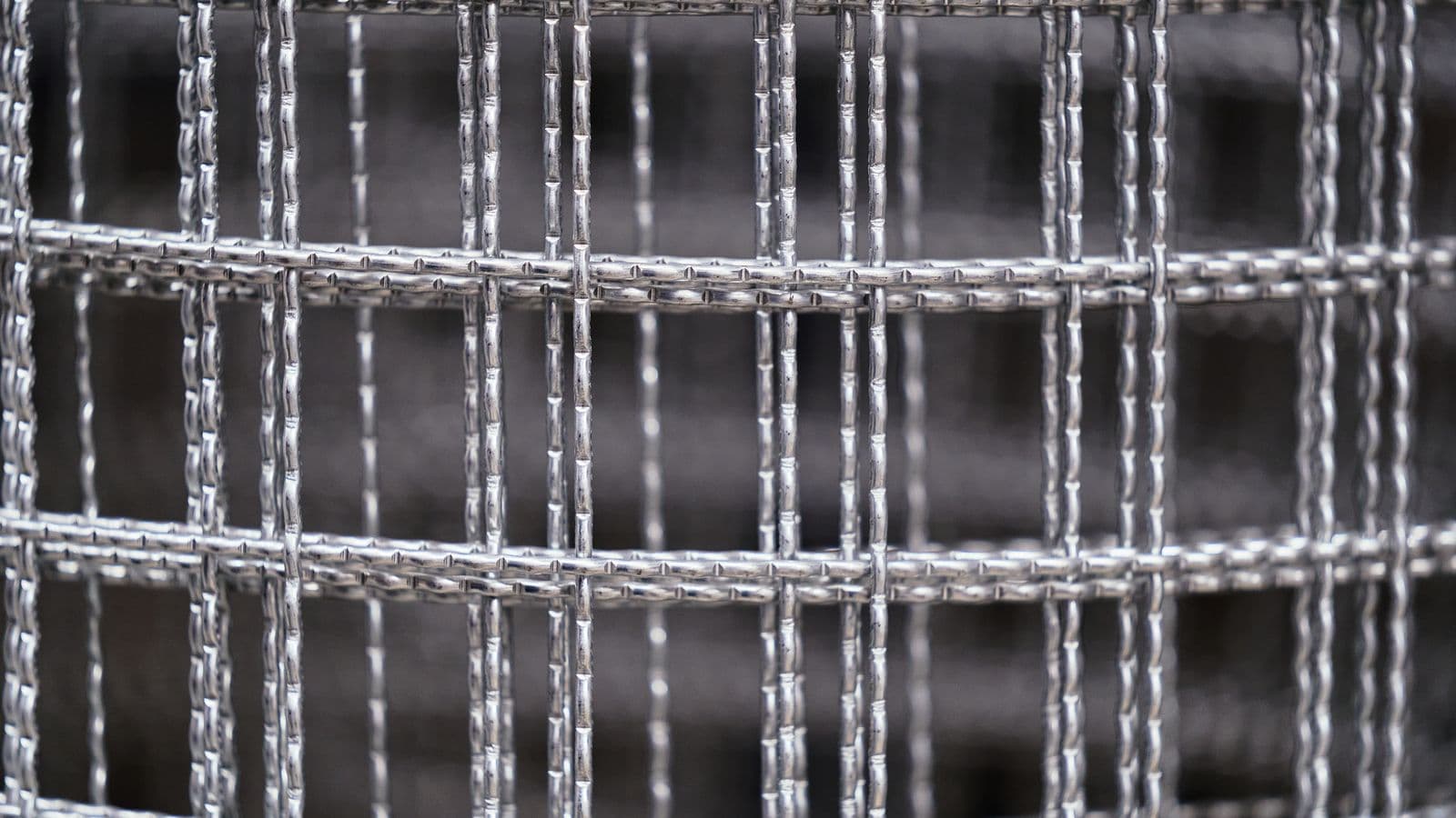 When Does a Retaining Wall Need Geogrid Reinforcement?